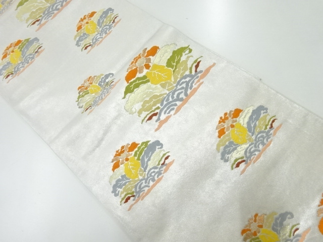 リサイクル　草花模様織出し袋帯